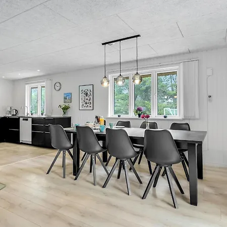 Gorgeous Home In Blavand With Sauna *